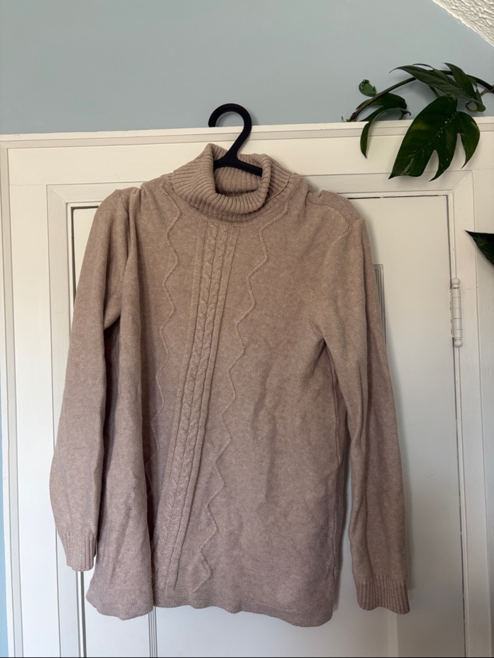 Women’s Cozy Cable Knit Turtleneck Sweater - Cream